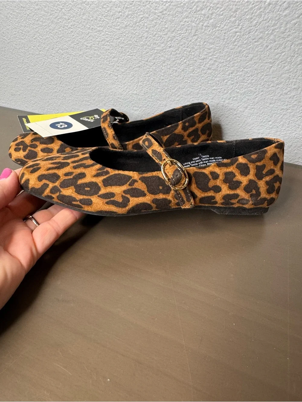 NWT girls 13 Cat & Jack Girls' Leopard Print Mary Jane Shoes - Tan & Black